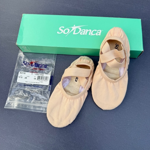 So Danca Girls Light Pink Canvas Ballet Shoes Size 18cm / 10S - Picture 1 of 13